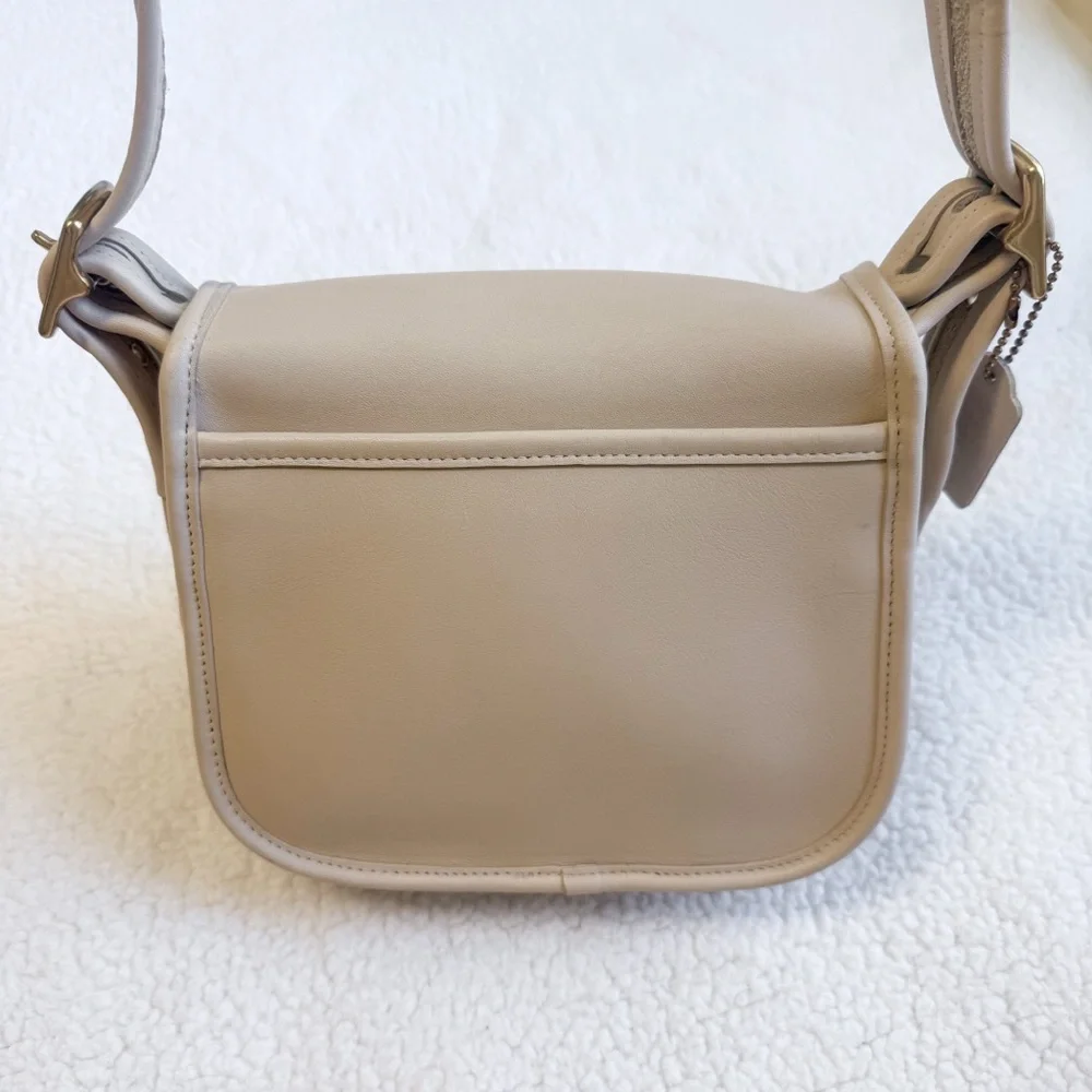 Vintage Coach 1997 Legacy Flap Bone Leather Crossbody Amazing Condition 9965 - Picture 3 of 16